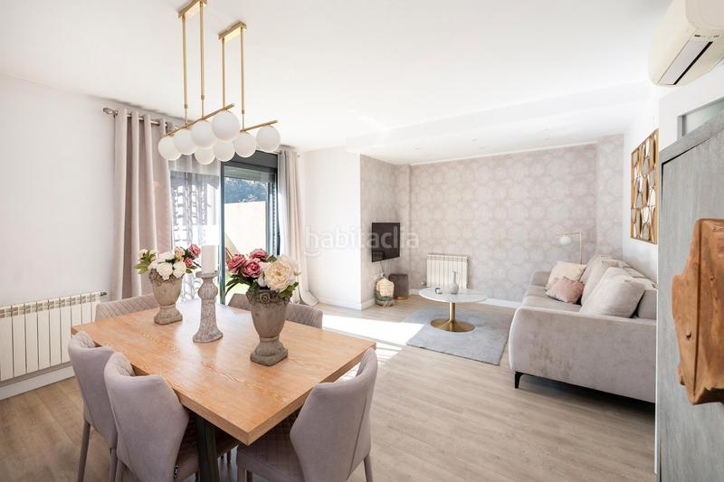 Foto 2bfdade9-b42b-43bc-b9bb-919c18059487. Reihenhaus mit heizung parking in Crta. De la Sierra Granada