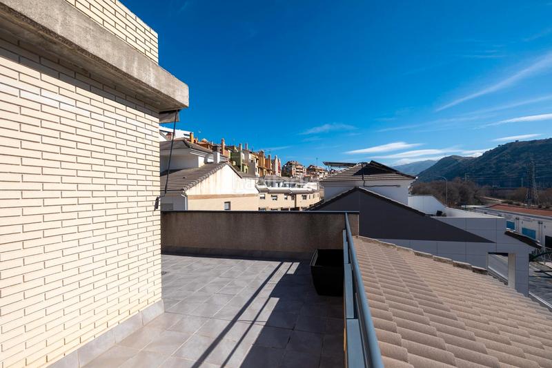 Foto 66316e37-bfeb-4132-a45f-4b85b011e9ef. Reihenhaus mit heizung parking in Crta. De la Sierra Granada