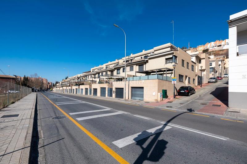 Foto 72d9f0ef-0325-4e87-8742-ae478e73dd0c. Reihenhaus mit heizung parking in Crta. De la Sierra Granada