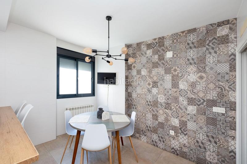 Foto 8849ec95-b0b9-4a9a-b470-ba7468f40480. Reihenhaus mit heizung parking in Crta. De la Sierra Granada