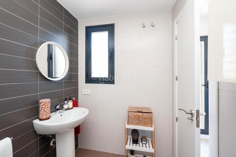 Foto 890008d3-d88f-49ab-b31d-347882f6005b. Reihenhaus mit heizung parking in Crta. De la Sierra Granada