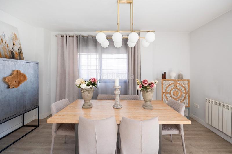 Foto 8be92873-871f-47bc-a3cd-e3b74df57deb. Reihenhaus mit heizung parking in Crta. De la Sierra Granada