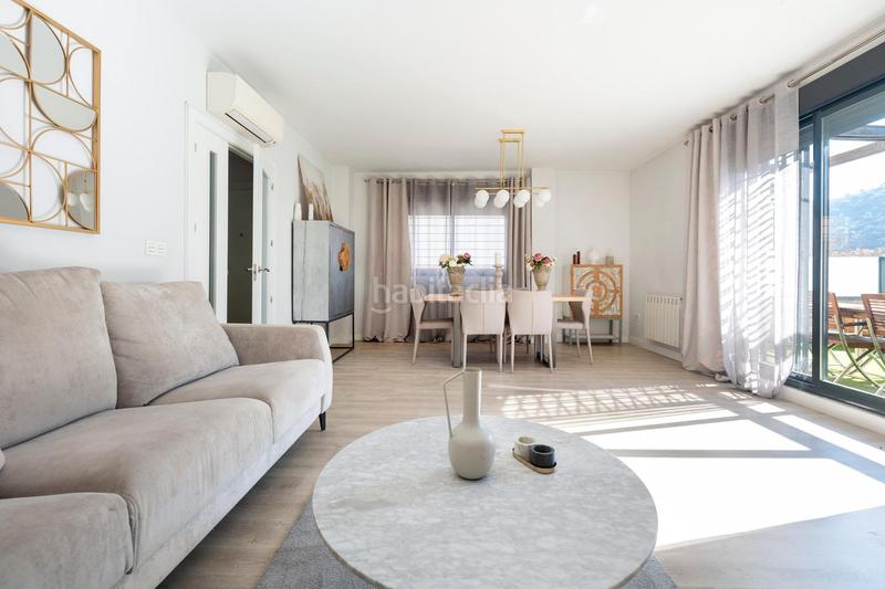 Foto d3417abe-bc95-4737-b7d1-fa9d66b1678a. Reihenhaus mit heizung parking in Crta. De la Sierra Granada