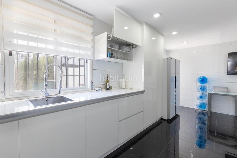 Foto 10078c36-cbe9-46d7-8f27-93de428ed56d. Maison jumelée avec chauffage parking piscine dans Híjar Gabias (Las)