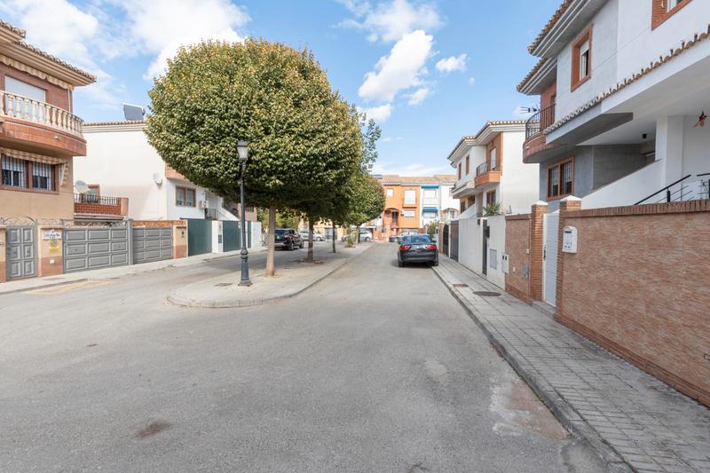 Foto 1db85321-6a50-4239-9ae6-88c6eb635be9. Maison jumelée avec chauffage parking piscine dans Híjar Gabias (Las)