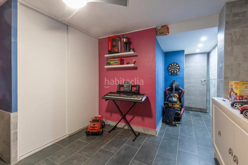 Foto 2994cd3c-3d9e-4343-a455-11ab32560f3d. Maison jumelée avec chauffage parking piscine dans Híjar Gabias (Las)