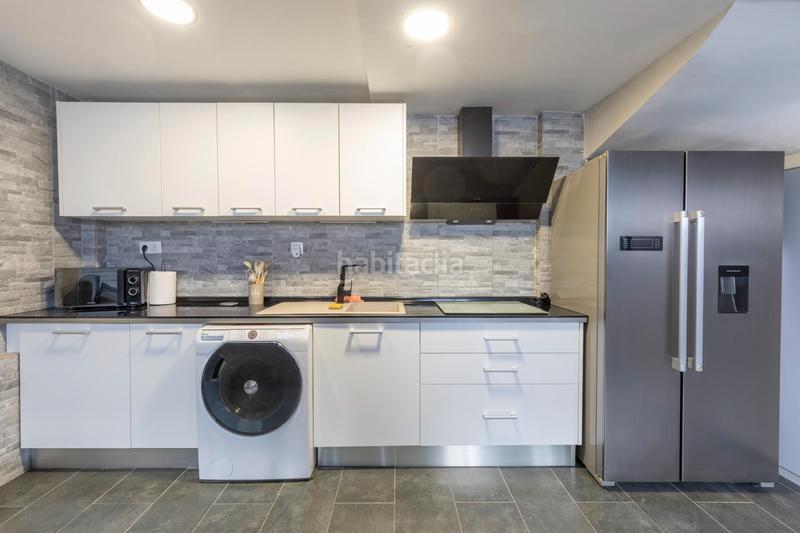 Foto d3241bb7-9505-47c0-bfab-22ed2fdca2b8. Maison jumelée avec chauffage parking piscine dans Híjar Gabias (Las)