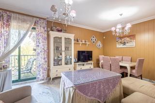 Etagenwohnung  Paseo del emperador carlos v. Este atractivo piso se encuentra ubicado en la codiciada zona de