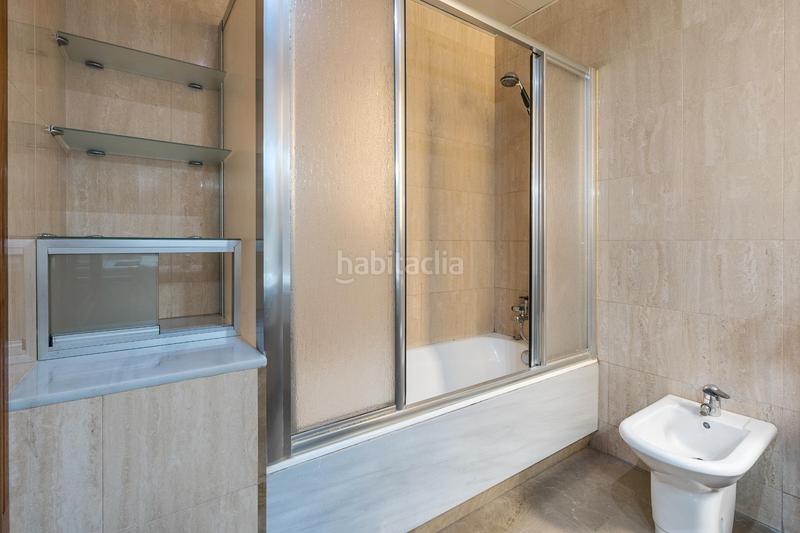 Foto fe36f454-7850-4ae6-b4c5-77f14760cac8. Etagenwohnung mit heizung in San Matías - Realejo Granada
