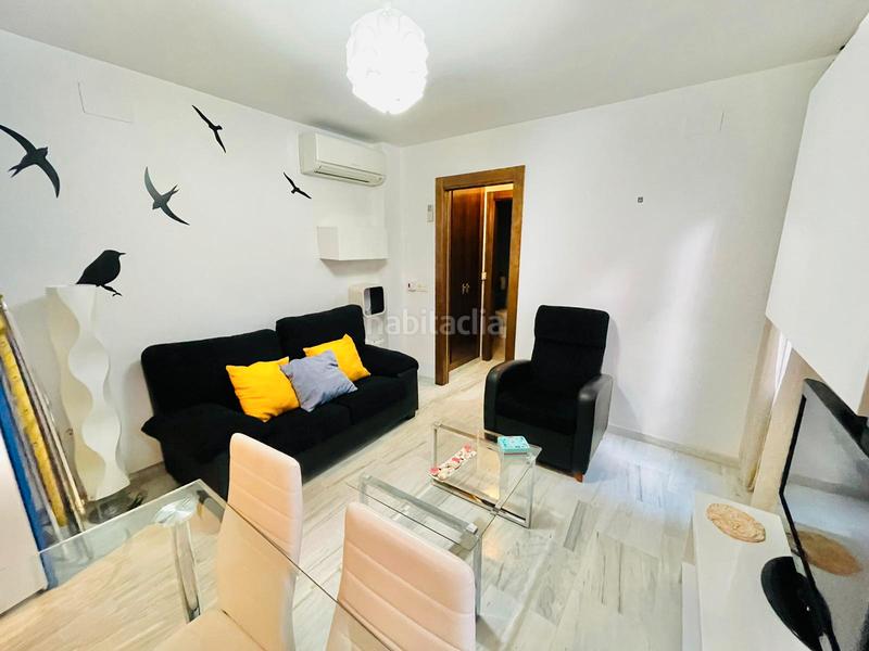 Foto 9c2f0db8-8972-45b1-9bfd-2589c6d3fb91. Rent flat with heating in Centro - Sagrario Granada