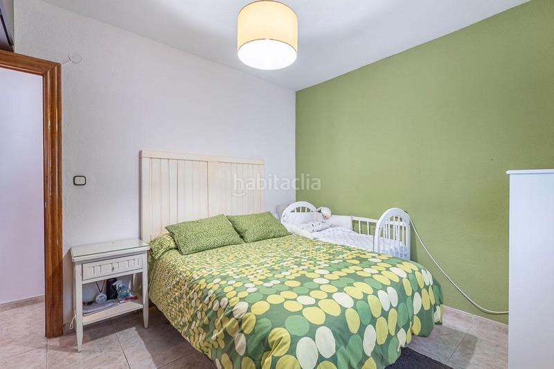 Foto 0507e3e1-fa80-45ac-be88-879129402f0e. Pis amb piscina a Crta. De la Sierra Granada