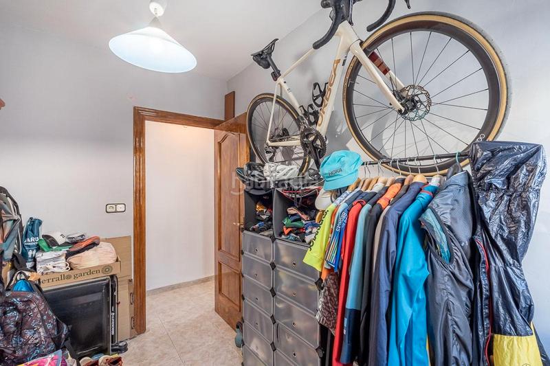 Foto df3e8646-b06f-4444-a0a8-fc0caa549b95. Pis amb piscina a Crta. De la Sierra Granada