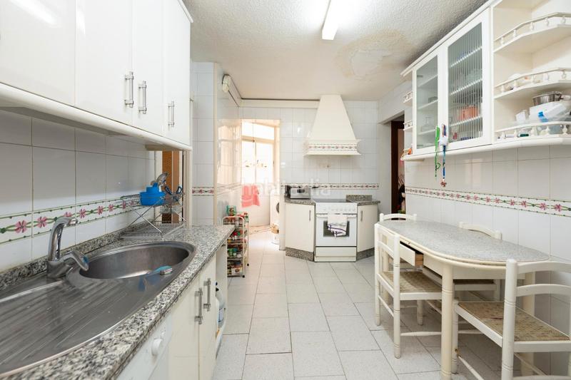 Foto 38a02f11-47ff-44b9-99ff-e4f8a5a30e3c. Appartement avec chauffage piscine dans Cervantes Granada