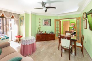 Appartement  Avenida de la constitución. En plena avenida de la constitución, una de las zonas más emblem