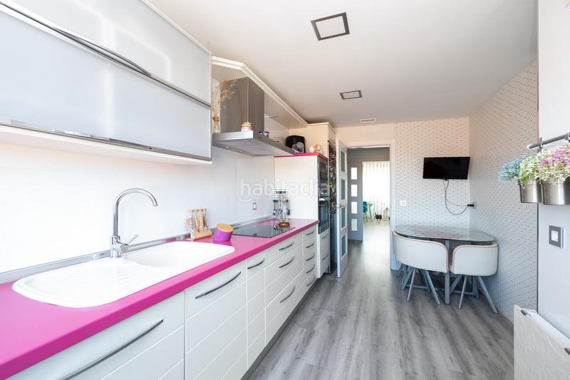 Foto 6e24add5-da14-4b0b-8dda-a6cfce9663ca. Flat with heating pool in Atarfe