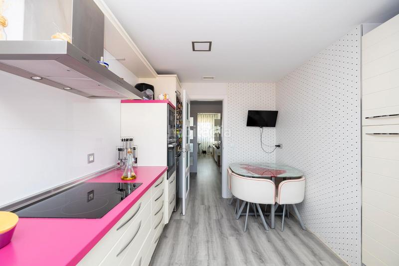 Foto 8b18b019-c0cb-43e1-95d7-04fa5dbc82af. Flat with heating pool in Atarfe