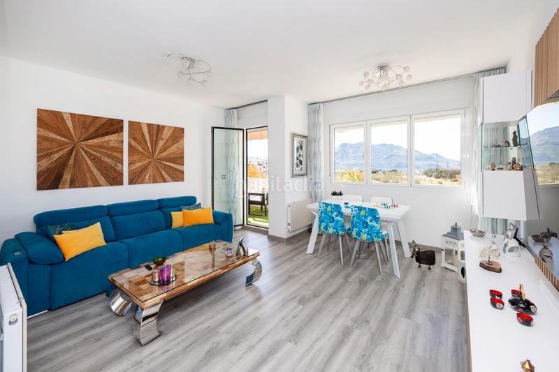 Foto c51f3b2a-02f2-49f4-9686-a18db5bce4c8. Flat with heating pool in Atarfe