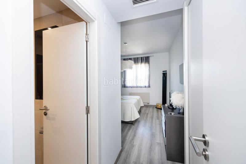 Foto edaa20fa-f129-4b01-babb-1407f6ded8e5. Flat with heating pool in Atarfe