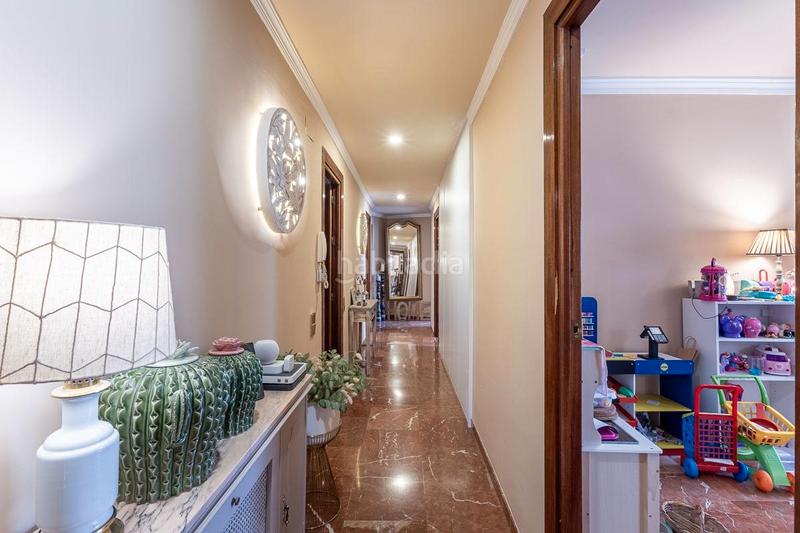 Foto 924f06c0-74e2-41d6-87ed-735153c346c4. Etagenwohnung mit parking in San Matías - Realejo Granada