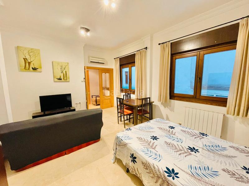 Foto b91e1847-1e1a-4eab-81a3-1908793e6681. Rent studio with heating in San Matías - Realejo Granada