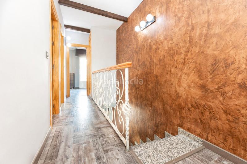 Foto 5e1841c0-5838-463f-9d11-75e83f16866f. Casa a schiera con camino riscaldamento parcheggio in Gabias (Las)