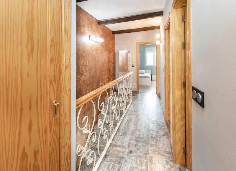 Foto a44231c0-38d3-4ac0-922f-cf2e037052df. Casa a schiera con camino riscaldamento parcheggio in Gabias (Las)