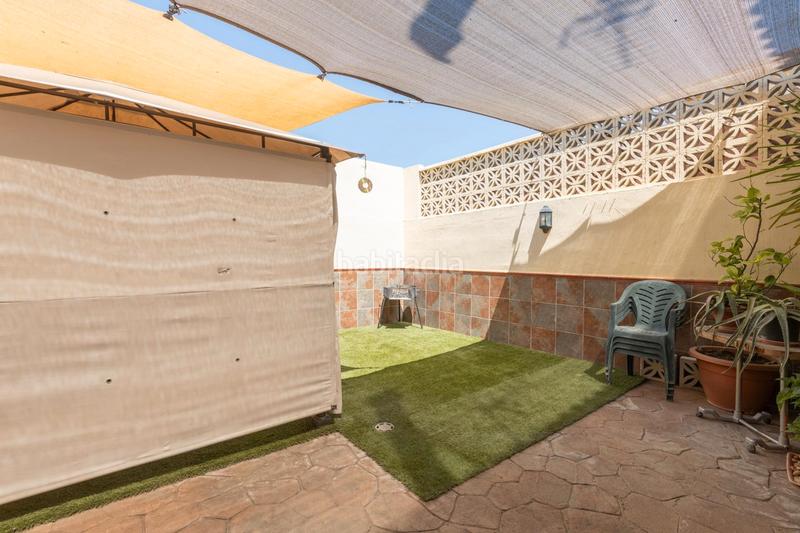 Foto 15f95906-efd2-4b0f-bb69-1f81373e5b00. Casa adossada amb xemeneia calefacció aparcament a Vegas del Genil