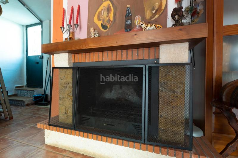 Foto 5a9b5b93-de91-4bc3-8ab8-9d49a95a17c4. Casa adossada amb xemeneia calefacció aparcament a Vegas del Genil