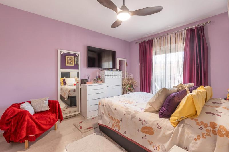 Foto e4f02bc0-b5c4-4c74-92d5-83df4dc1d510. Casa adossada amb xemeneia calefacció aparcament a Vegas del Genil