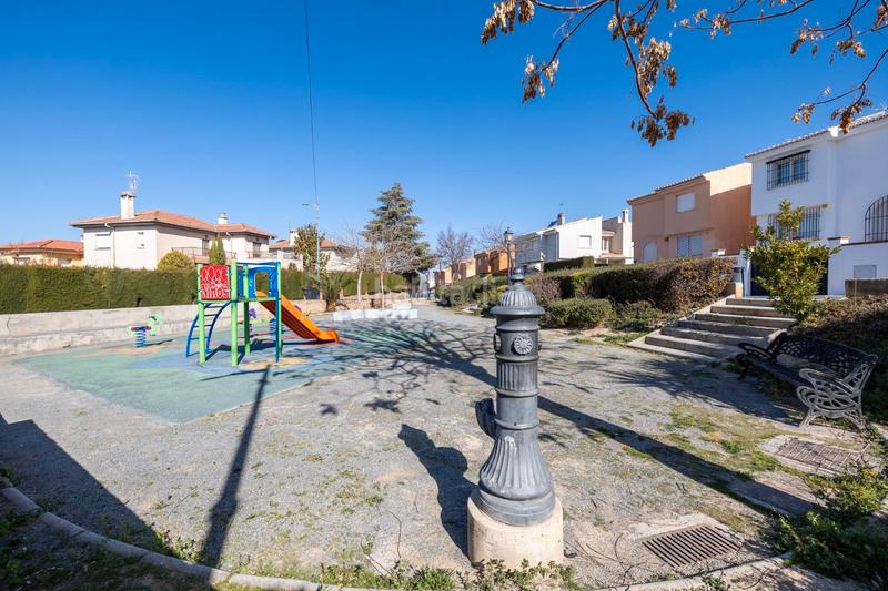 Foto 87be411d-1103-4086-923a-a12e7121cfb9. Locale commerciale in Gójar