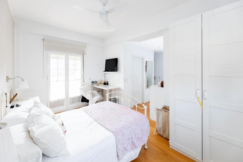 Foto 95e6421c-7406-42cf-a21e-69e806f0dd66. Chalet mit heizung parking pool in Crta. De la Sierra Granada