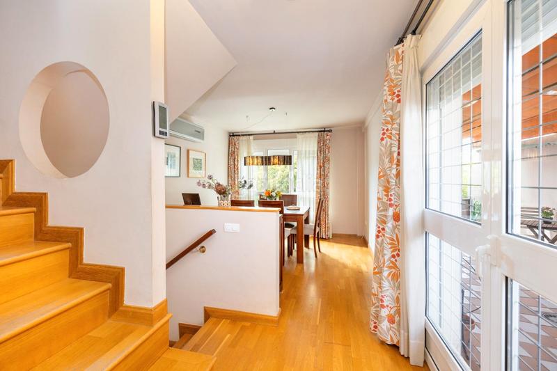 Foto fa59a0b0-17cb-4e84-bbac-a585855ae708. Xalet amb xemeneia calefacció piscina a Crta. De la Sierra Granada