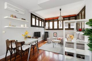 tic  Calle san sebastin. Se vende tico en edificio completamente rehabilitado en la embl