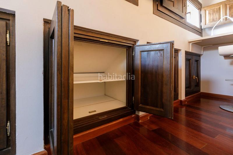 Foto 0c36ebaf-8b35-4650-8c34-f0691bc59bc9. Àtic amb calefacció a Centro - Sagrario Granada