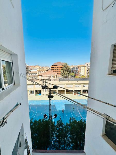 Foto d231eaed-7df1-43df-87da-3b57e9d71b18. Location appartement dans Camino de Ronda Granada