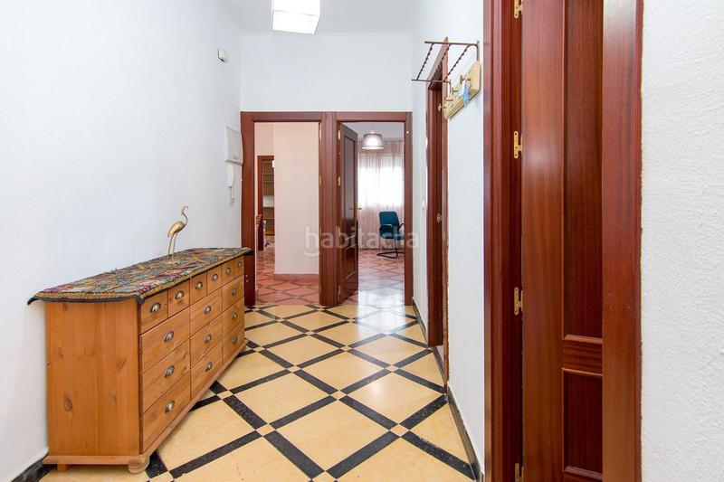 Foto 672ec30a-cd25-4f42-9e30-9a39929685a2. Appartement dans Centro - Sagrario Granada
