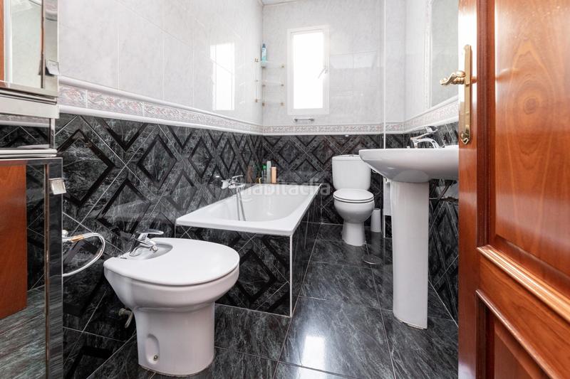 Foto cab298a3-3e6d-4f8b-a9c4-c75af26f62b1. Flat with heating in Centro - Sagrario Granada