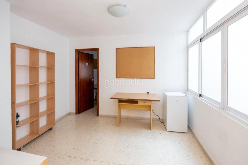 Foto 5c232f12-55a0-4760-a379-37b7de09b30a. Flat with heating in Centro - Sagrario Granada