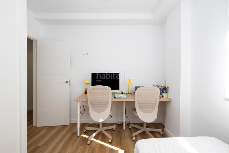 Foto 717305e6-89b2-4374-9e09-7810eec1f2c6. Pis amb calefacció a Crta. De la Sierra Granada