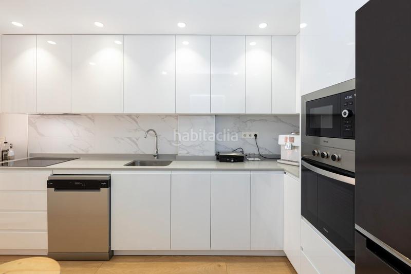 Foto 775ebbe7-12cd-493d-ba7b-15cb725476f5. Pis amb calefacció a Crta. De la Sierra Granada