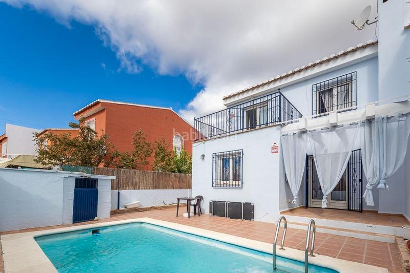 Foto 26651813-87ef-4594-867e-6ef504b06773. Maison jumelée avec cheminée piscine dans Jun