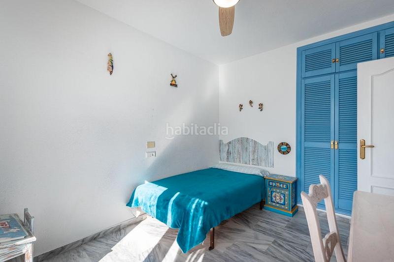 Foto a770f127-4cb3-4ac6-bb01-adfd77a57cf1. Maison jumelée avec cheminée piscine dans Jun