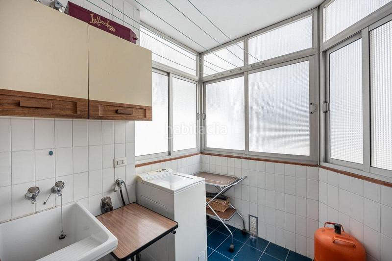 Foto 751a656d-443c-492b-bd8f-e731f9d8a5f2. Etagenwohnung mit heizung parking in Plaza de Toros Granada