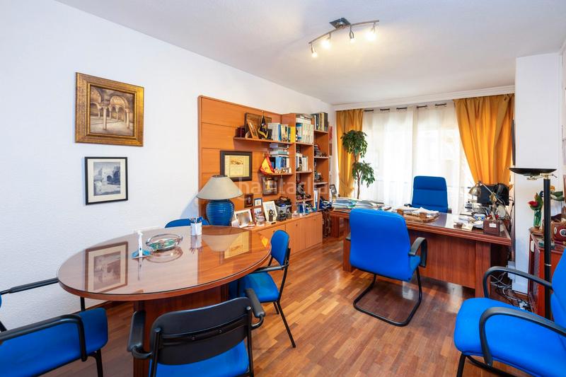 Foto f0e162a7-d919-4966-851b-65ba568c0af6. Appartement avec chauffage parking dans Camino de Ronda Granada