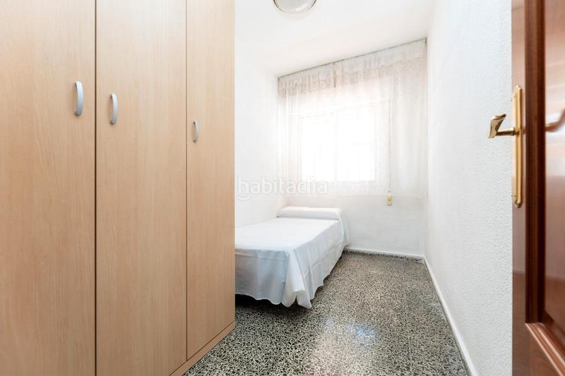 Foto f87852e8-3fc5-4d73-98a3-cd8cc19f38d6. Appartamento con parcheggio in Barrio de Zaidín Granada