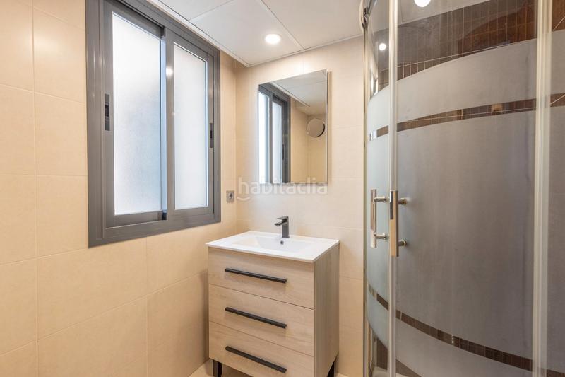 Foto 85b308b9-297c-419f-86b4-51edc6033199. Etagenwohnung mit heizung parking in Las Tres Cruces Armilla