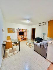 Rent Flat  Calle alhamar. Disponibilidad 1 de febrero pero se puede visitar antes , piso d