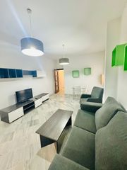 Rent Flat  Calle cristo de la yedra. Disponibilidad inmediata piso de dos habitaciones en calle crist