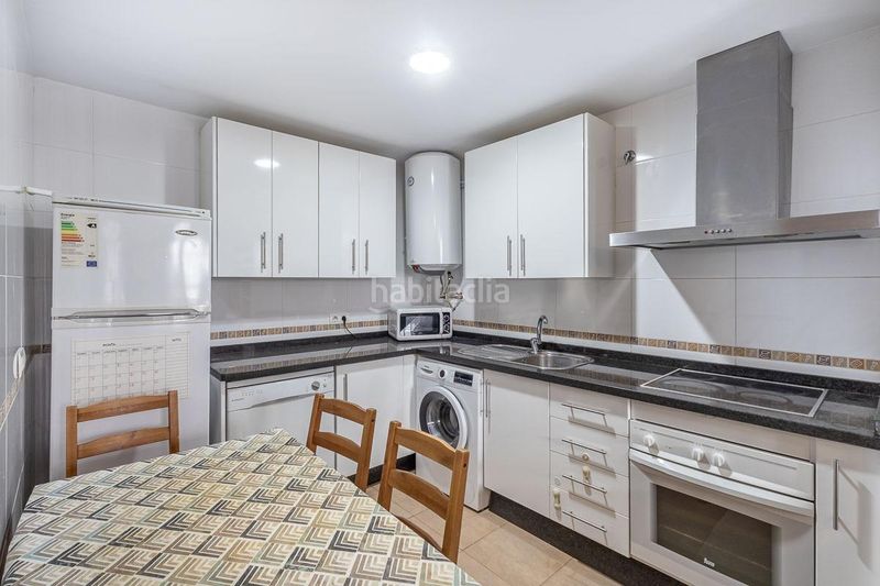 Foto 49fde57c-1812-41c2-8ae0-f1913a8b396d. Dúplex amb calefacció a San Ildefonso Granada