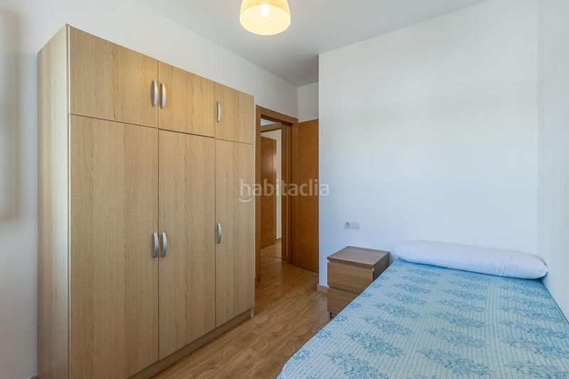 Foto f8e458be-2c4a-425e-95cd-1c65b2eeff8e. Dúplex amb calefacció a San Ildefonso Granada